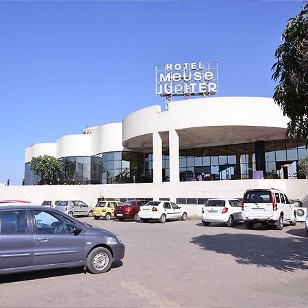 Meuse Jupiter Business And Luxury Hotel Nashik Esterno foto