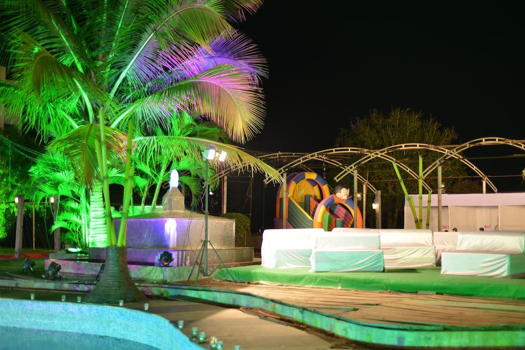 Meuse Jupiter Business And Luxury Hotel Nashik Esterno foto