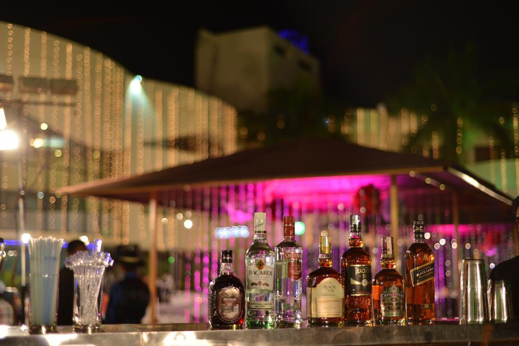 Meuse Jupiter Business And Luxury Hotel Nashik Esterno foto